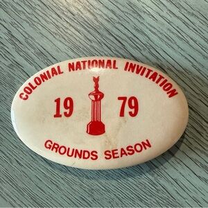 Vintage Colonial Invitation Golf PGA Grounds Pin 1979 - Very Good Condition